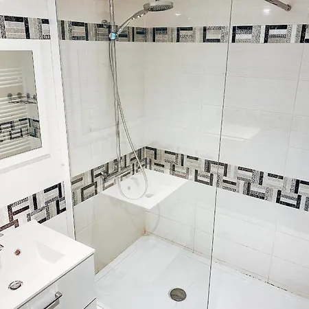 דירה Adorable Sur La *